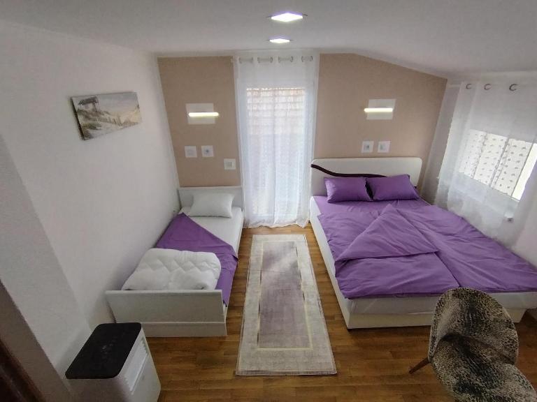 Sarajevo Old Town 7 Free Parking & Balcony - Chambres d'hôtes Sarajevo
