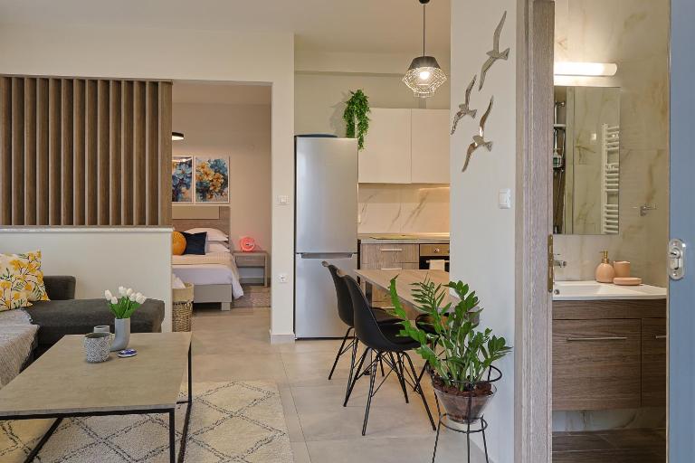 Zeta-Garden Oasis & Private Parking by Optimum Link - B&B Kateríni