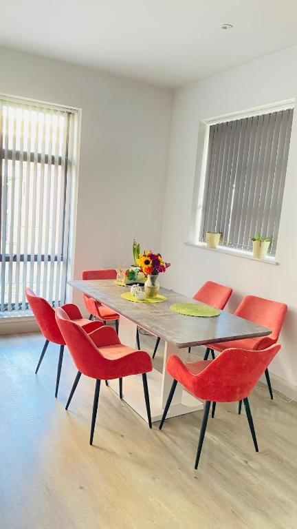 Two Bedroom Apartment near Tower Bridge - Ferienwohnung London