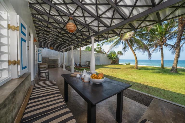 Sinhala Beach Villa - B&B Ambalangoda