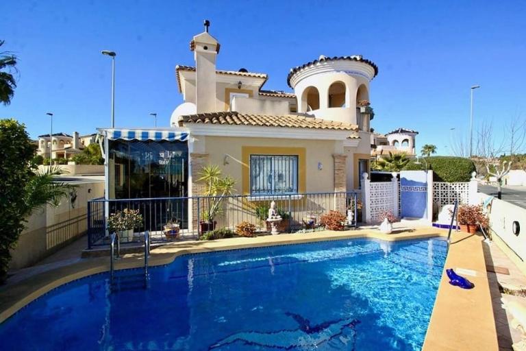 Detached Villa with private pool - B&B Pinar de Campoverde