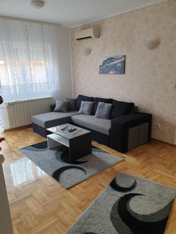 Apartman Nikola - Bed and Breakfast Žarkovo