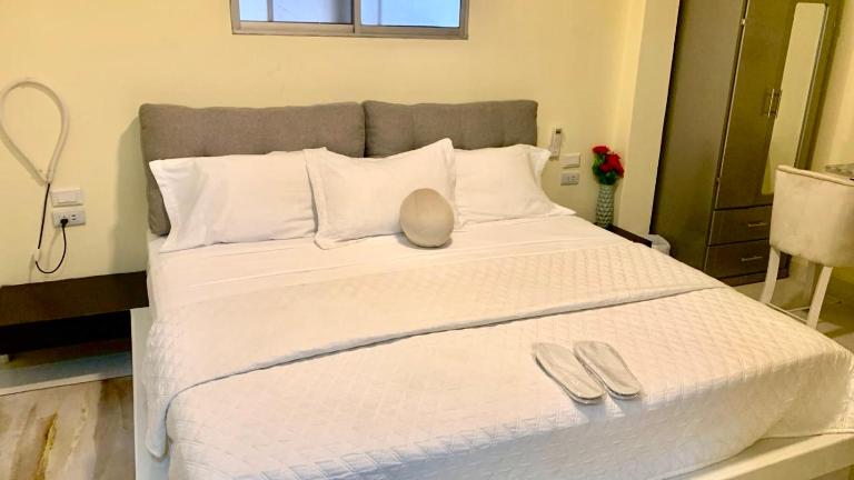 Microsuite 1 hermosa y privada - Bed and Breakfast Guayaquil