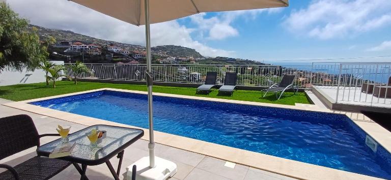 The Tree of Life House - B&B Ponta do Sol