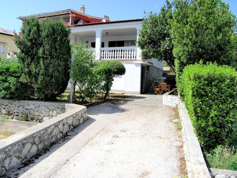 Studio Apartment Tamara - B&B Krk