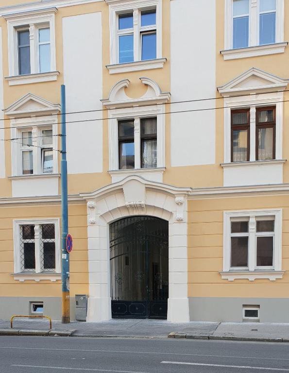 Romantic Central Flat - Chambres d'hôtes Bratislava