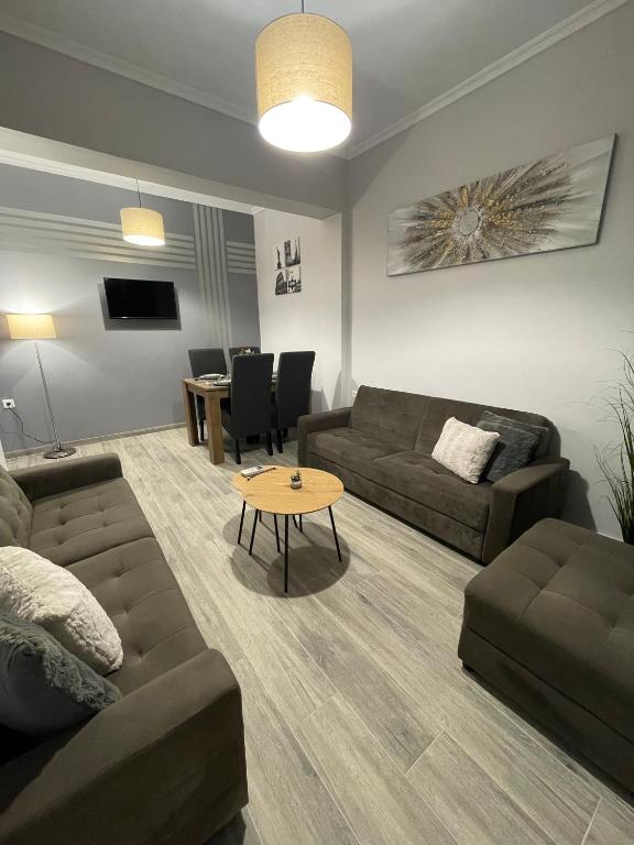 DT Luxury Apartment - Ferienwohnung Néa Péramos
