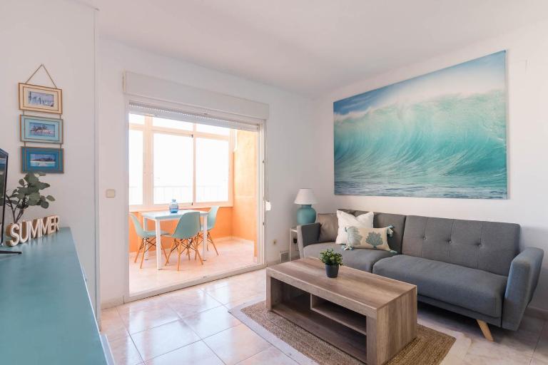 URBANIZACIÓN COPACABANA - La Manga del Mar Menor KM2 - Vistas a Mediterráneo Dormitorio doble y sofá-cama - Bed and Breakfast La Manga del Mar Menor