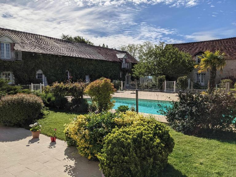 Domaine de Champouteau - Gîtes et Chambres d'hôtes - B&B Averdon