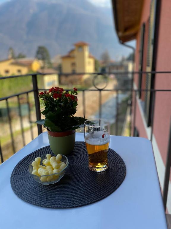 River House - Bed and Breakfast Porlezza