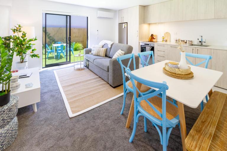 Central Chch Greek Island Vibe 2bed townhouse - B&B Christchurch