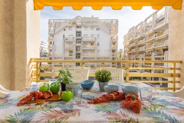 Novelty II 2 dormitorios Arysal - B&B Salou