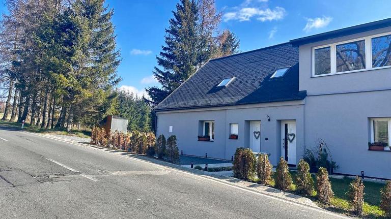 Chalupa Mezi Kopci - Bed and Breakfast Rudná pod Pradědem