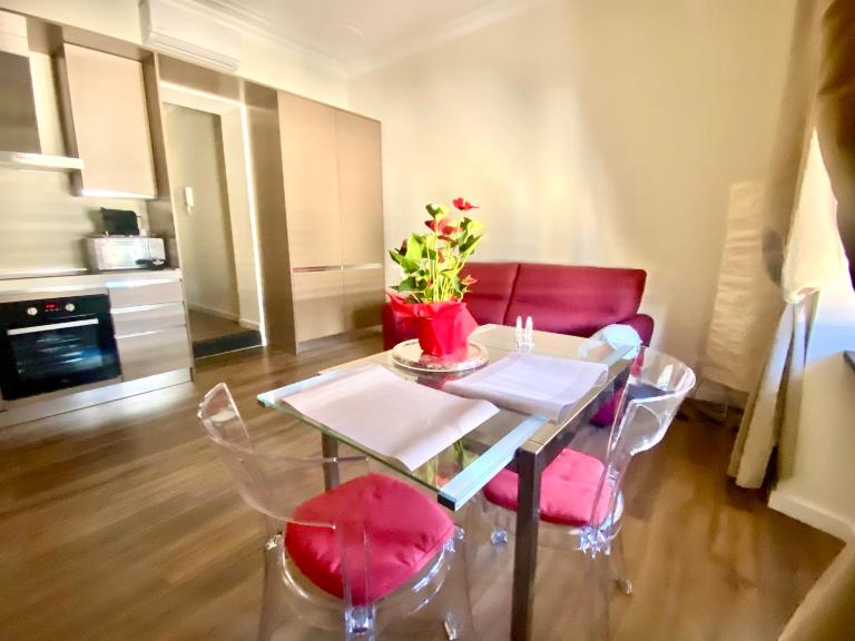 Colombo Brown House - Ferienwohnung Genua