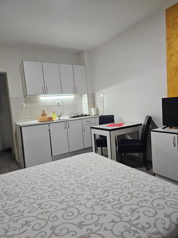 Apartmani Borko 3-1 - Chambres d'hôtes Loznica