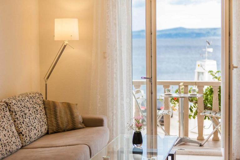 Apartment Riva Mare with Sea View in the center - B&B Bol