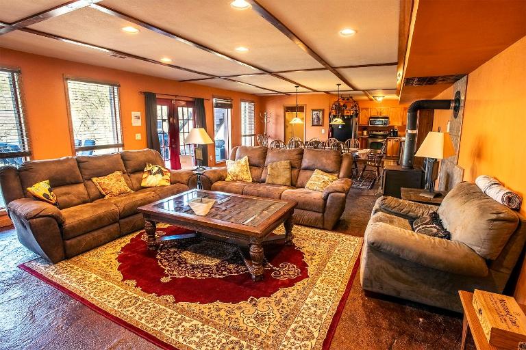 Buffalo River Misty Creek Lodge - Bed and Breakfast Vendor