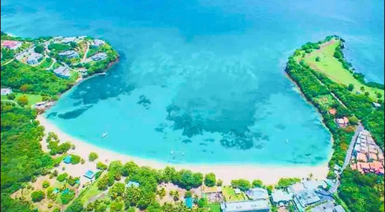 Oceans Beach Condo - B&B Morne Rouge