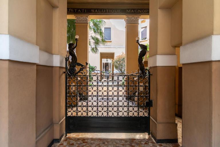 LIFE IS BEAUTIFUL Porta Romana Apartment - Ferienwohnung Mailand