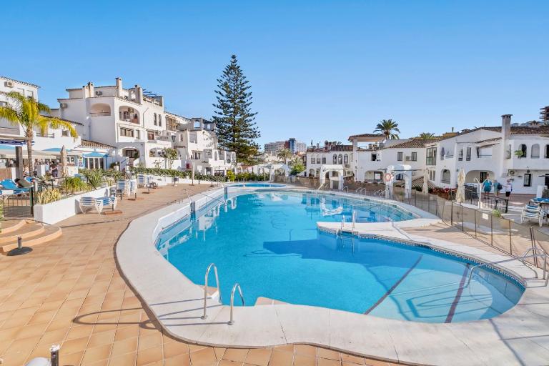 Pueblo Evita Holiday - B&B Benalmádena