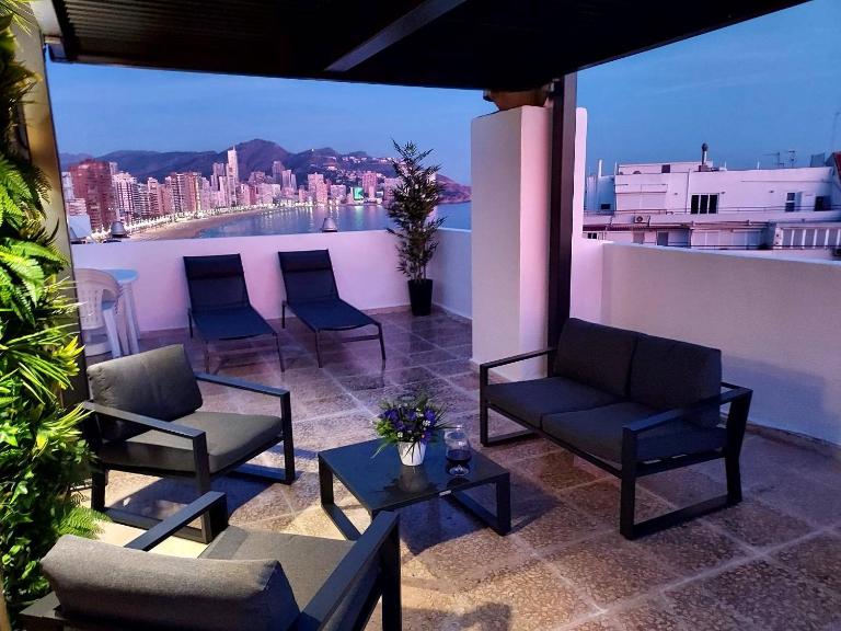 Vistas del Mar Apartment - B&B Benidorm