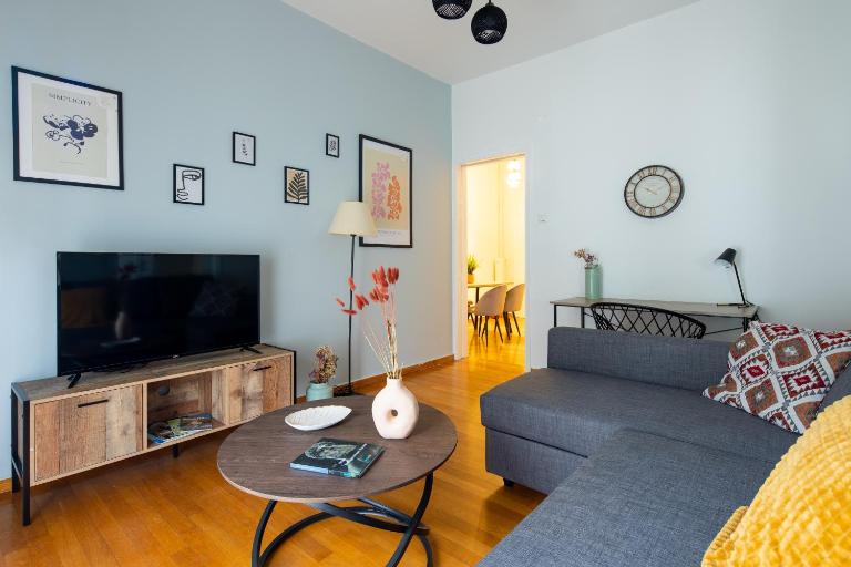 Feels like home apartment next to Acropolis - B&B Atenas