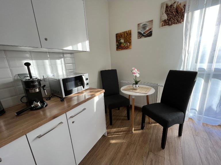 Apartamenty Kielce- Apartament Zacisze przy Baseny Tropikalne, Kadzielnia, parking, faktura,centrum - Bed and Breakfast Kielce