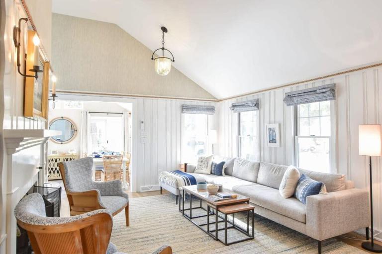 Designed for vacation Easy 0 3 mi walk to Grey Neck Beach - B&B Harwich