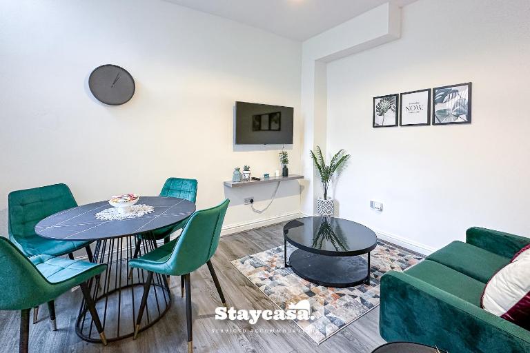 Ashfield Co-Living - Private Room Self-Cater - B&B Manchester