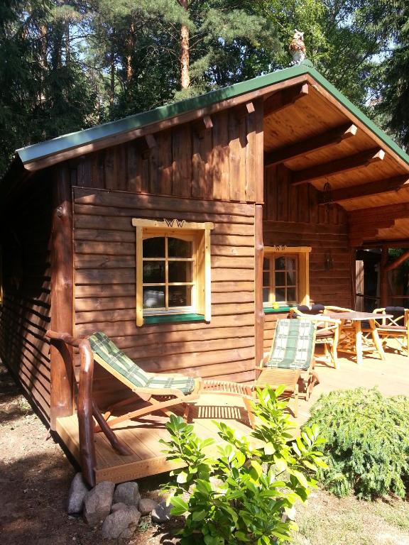 Holzhaus Waldwichtel am Wald und See - Bed and Breakfast Neuruppin