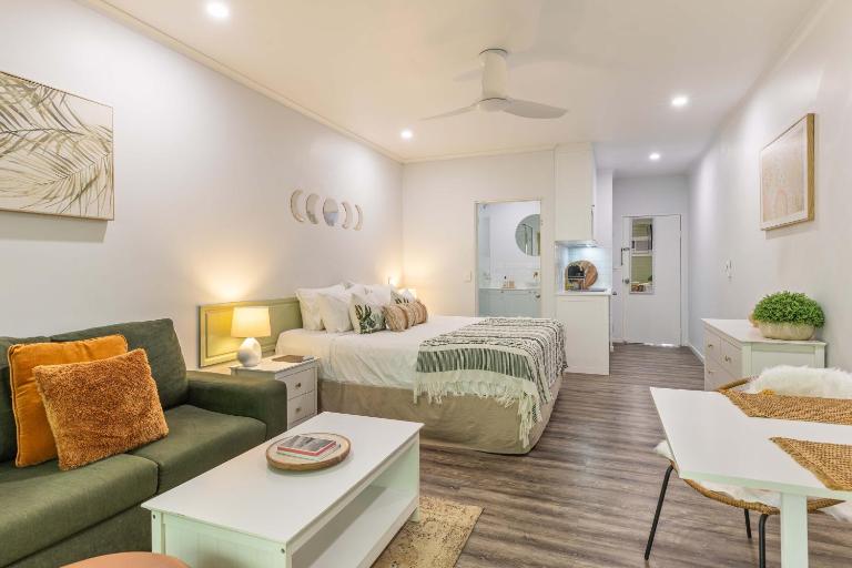 Tropic Retreat - Bed and Breakfast Port Douglas