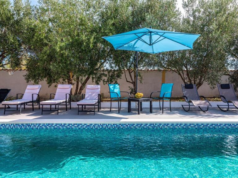 Holiday Home Villa Vesna Lux - Ferienwohnung Zadar