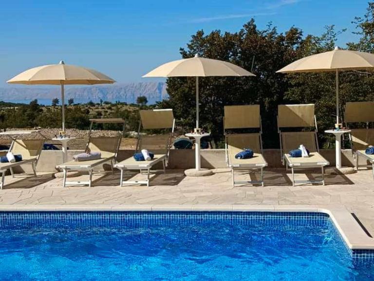 Holiday Home Petra - B&B Ledenice