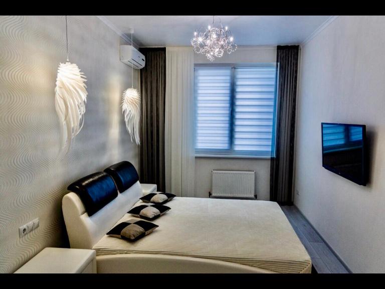 Central apartment (10 min walk to the sea) - Ferienwohnung Odessa