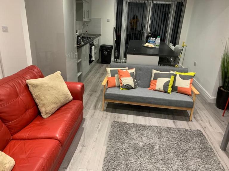 Beautiful 5Bedroom Hse-Contractor/Family/Corporate - Chambres d'hôtes Kent