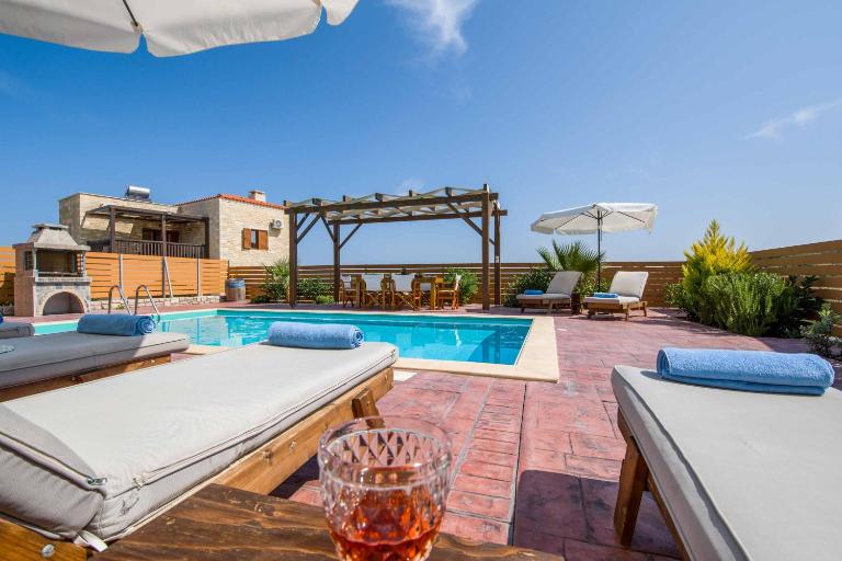 Villa Terpsi Klio - Ferienwohnung Kyriánna