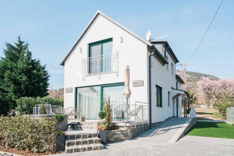 EMMY Ház - B&B Badacsonytomaj