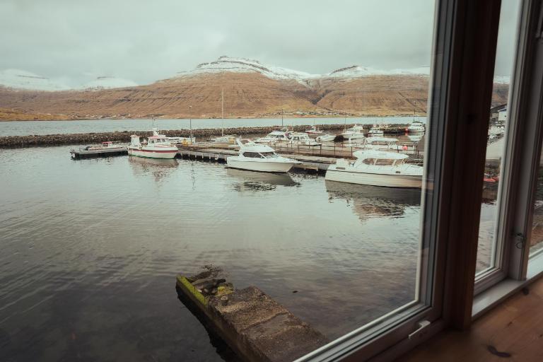Lítlastova - A Charming Boathouse Getaway - B&B Hvalvík