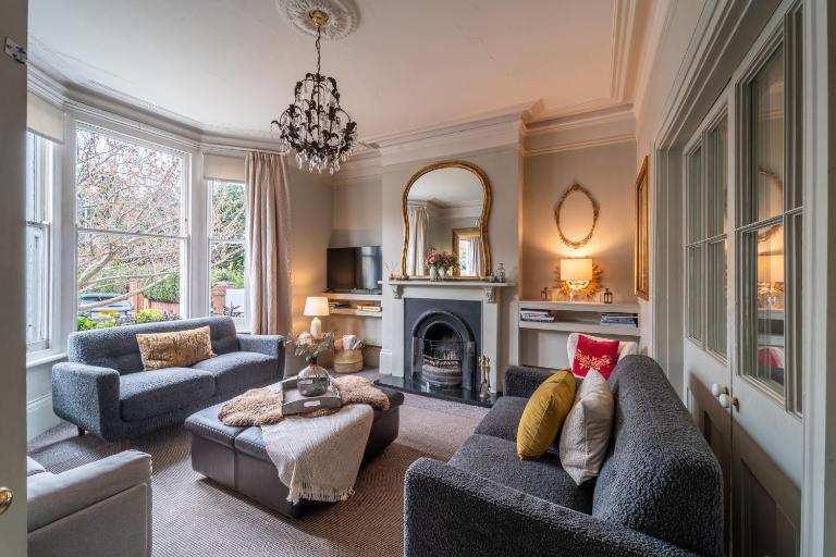 Victorian Townhouse 5 bedrooms Cheltenham - Ferienwohnung Cheltenham