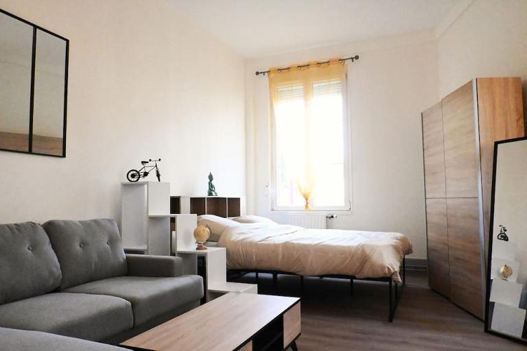 Charmant petit pont Ardennais/cosy/T1/wifi/parking - B&B Sedan