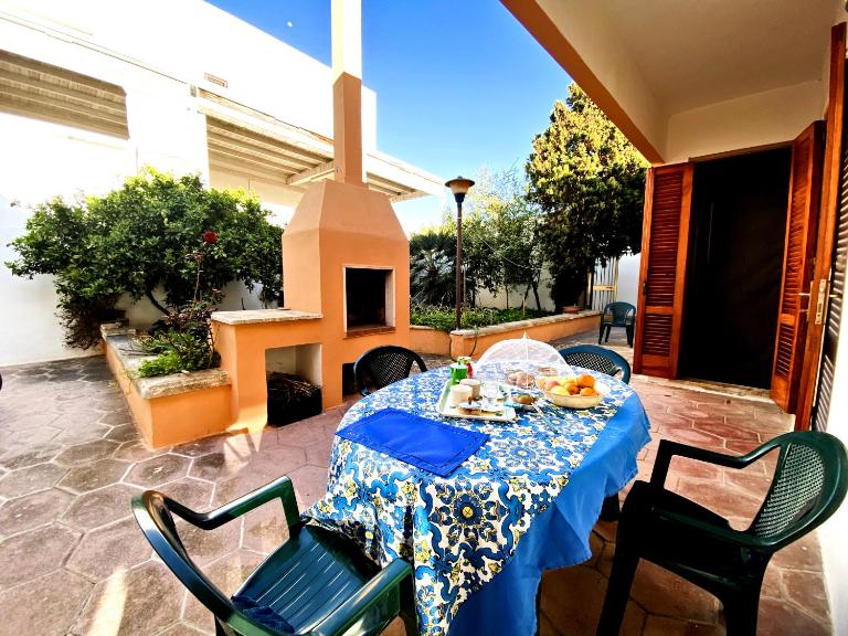 Villa Magnolia - Casa d'epoca sul mare - Ferienwohnung Lido Marini