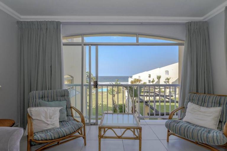 Seaside at Sandpiper with Beach Access - Families ONLY - Ferienwohnung Ballito