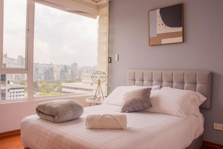 Coliving Ecuador Korea Residences Carolina Area best view CCI Quito - B&B Quito