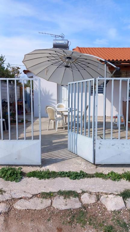 Marjo house - Bed and Breakfast Artémida