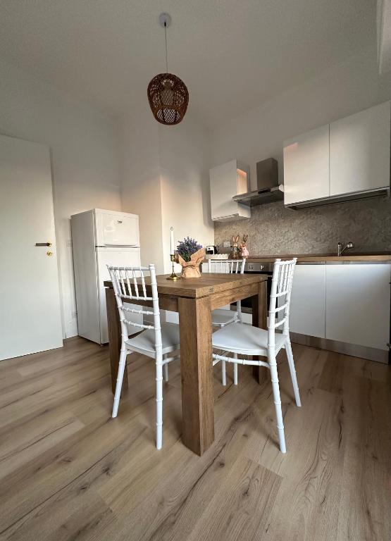 Casa di Maya - B&B Portacomaro