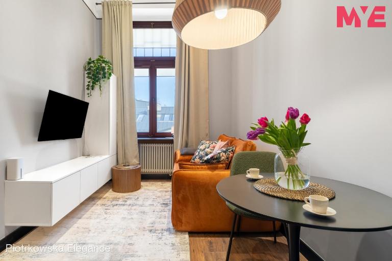 MYE Apartments - Piotrkowska 37 Elegance - B&B Lodz