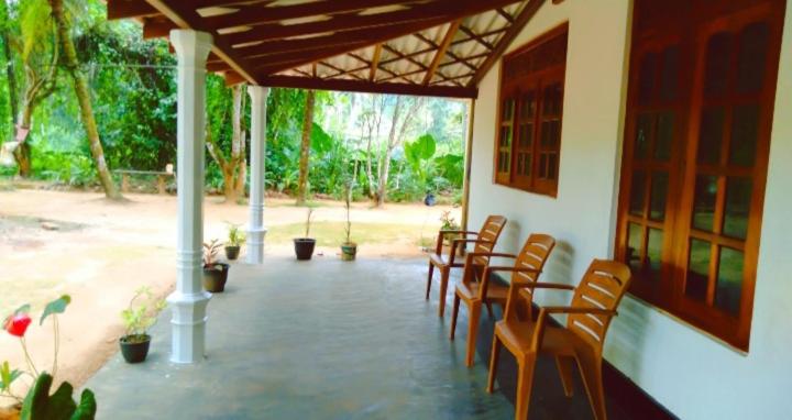 Sinharaja Greenvilla - B&B Mederipitiya