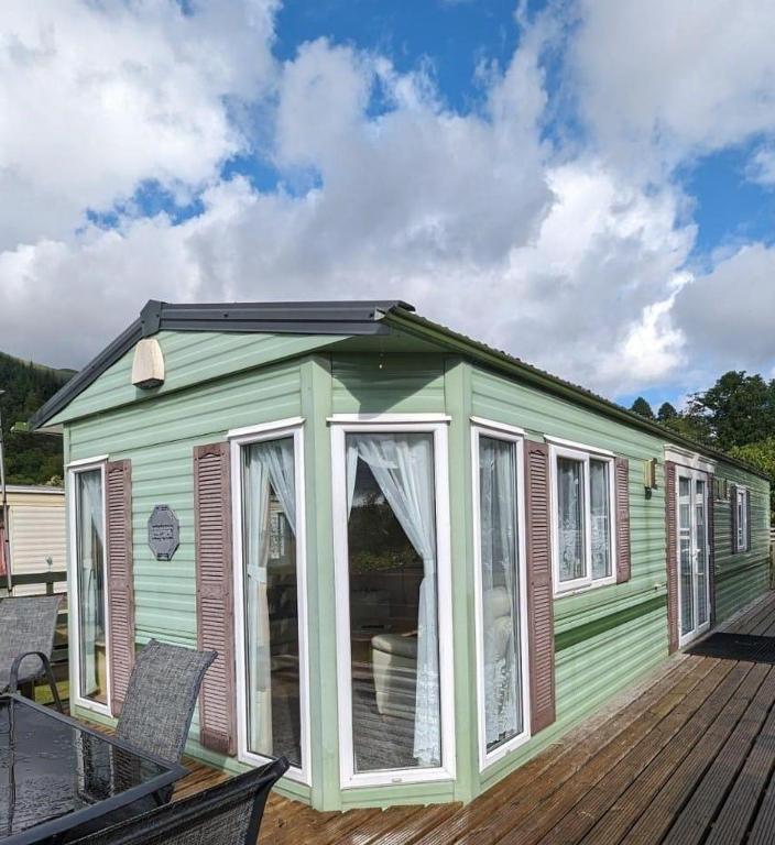 The Senator 69 - B&B Dunoon