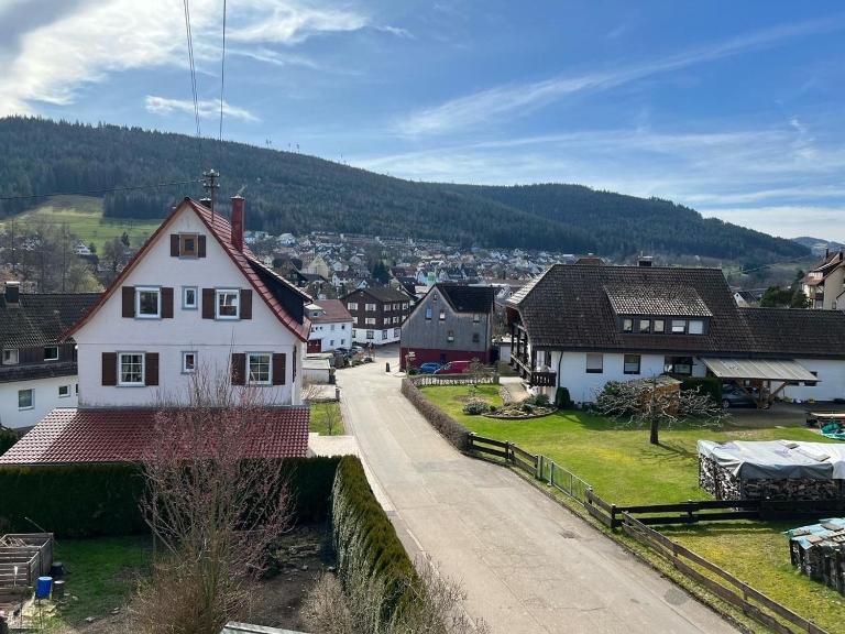 Ferienwohnung Am Wiesenrain - B&B Baiersbronn