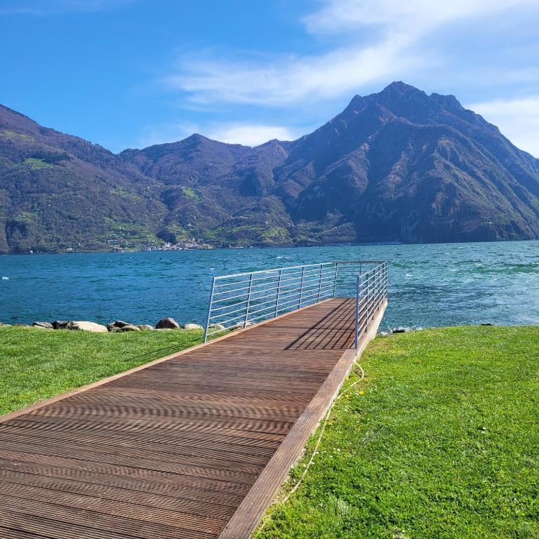 Onda del lago Mountain Lake Iseo Hospitality - B&B Castro
